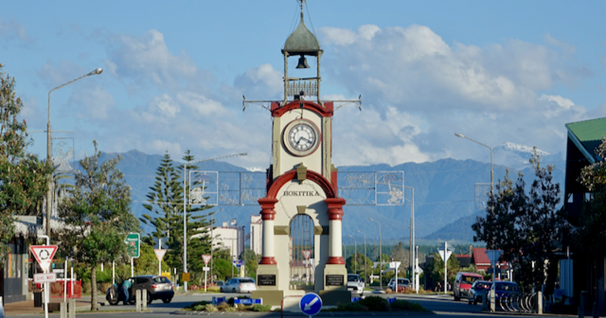 Hokitika Port, Commercial and Government Centre Tohu Whenua